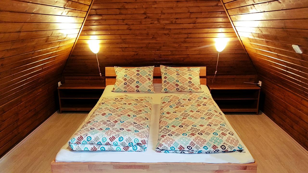 Villa Teleki Luaran gambar
